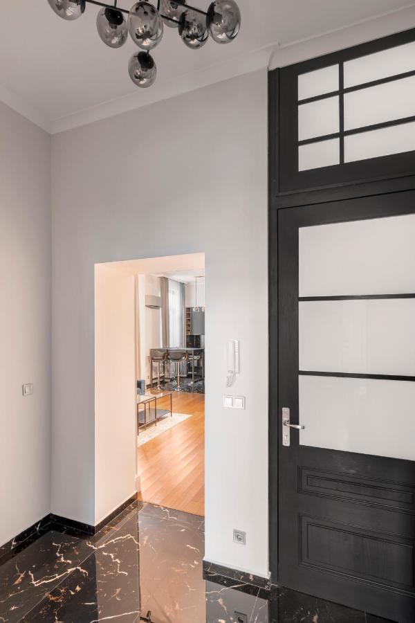New High-end 2br With Parking * Sofya